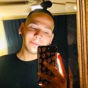 Meet your Posher, Joey